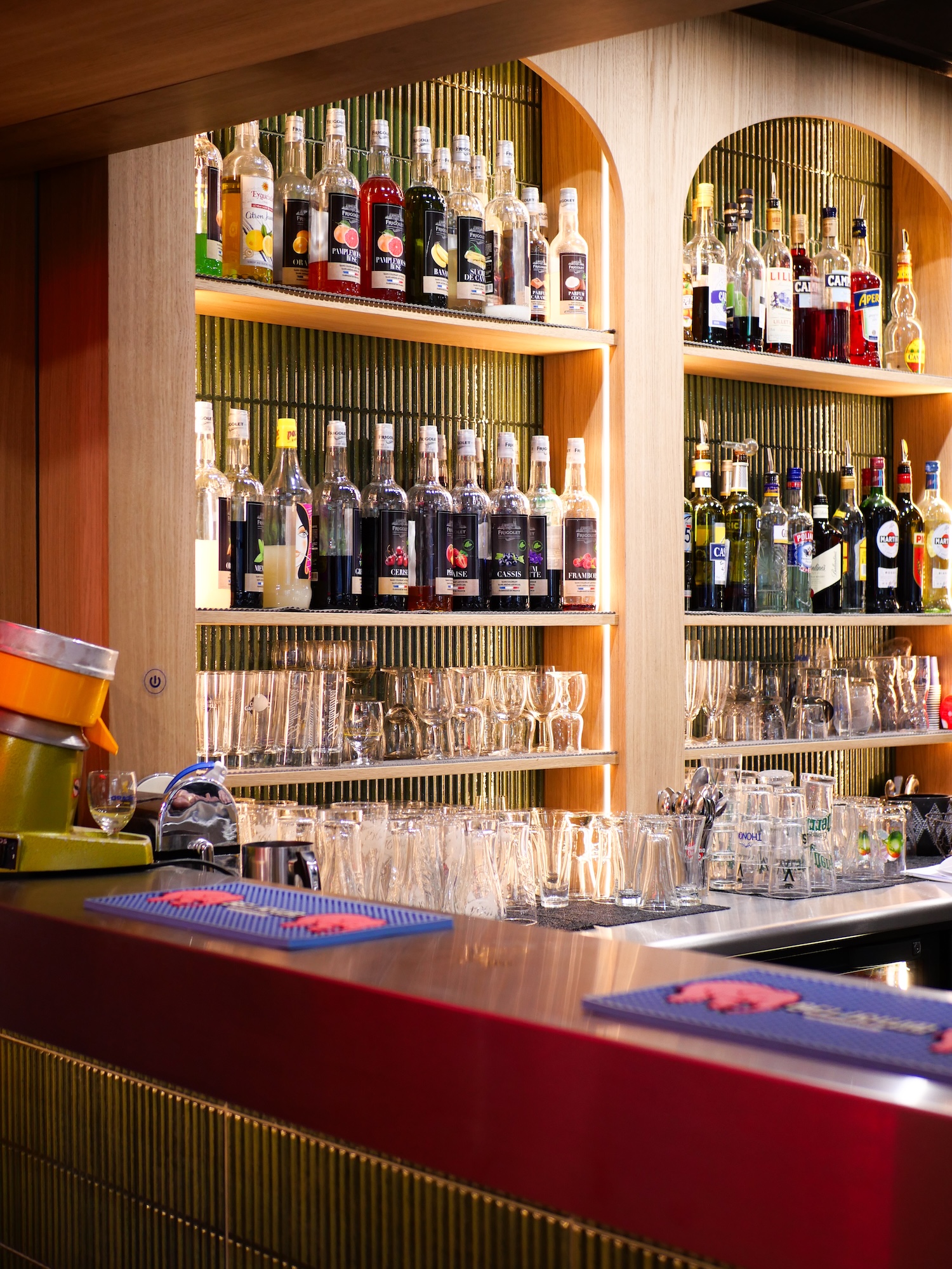 Conception et Installation d'un Bar Professionnel